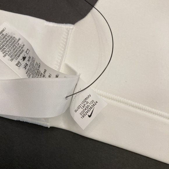 Nike Dri-FIT Sports Bra White 1X F-G 34-36 High Support Padded Workout Athletic - Picture 10 of 11